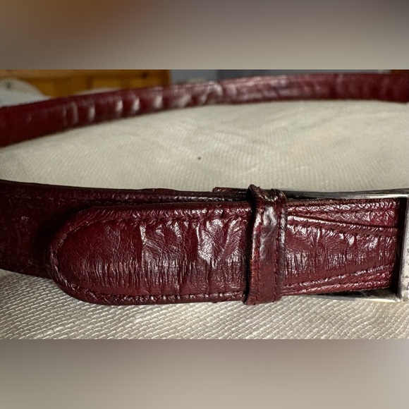 Alligator Belt Featuring a Sterling Silver Buckle w Engraved Scrollwork. VINTAGE main image 7